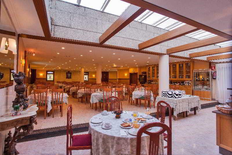 סנטיאגו דה קומפוסטלה Hotel San Lorenzo מראה חיצוני תמונה
